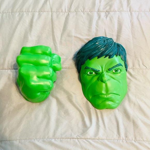 Marvel Other - Hulk Wall Lights